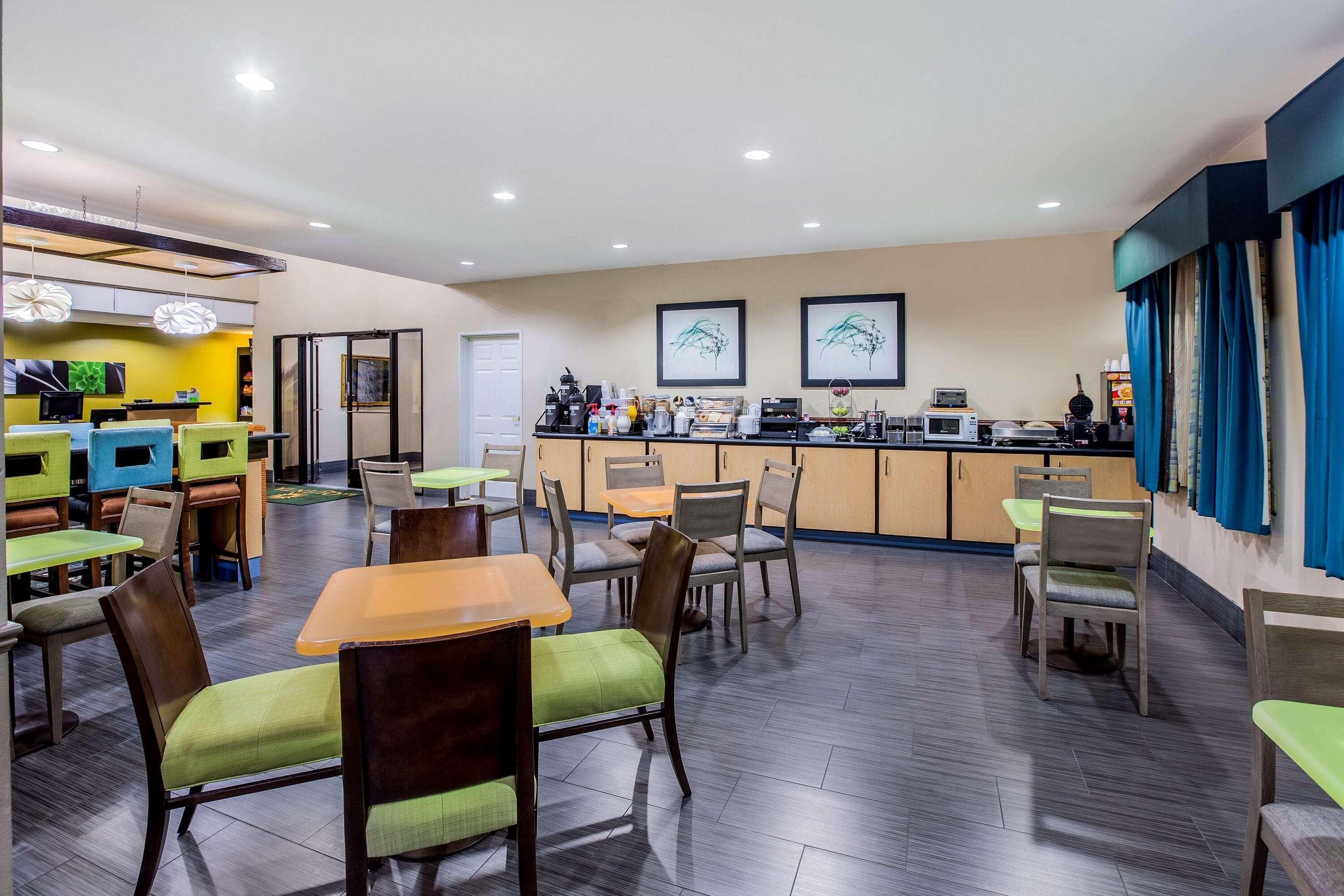 La Quinta By Wyndham Pasadena Hotel Luaran gambar