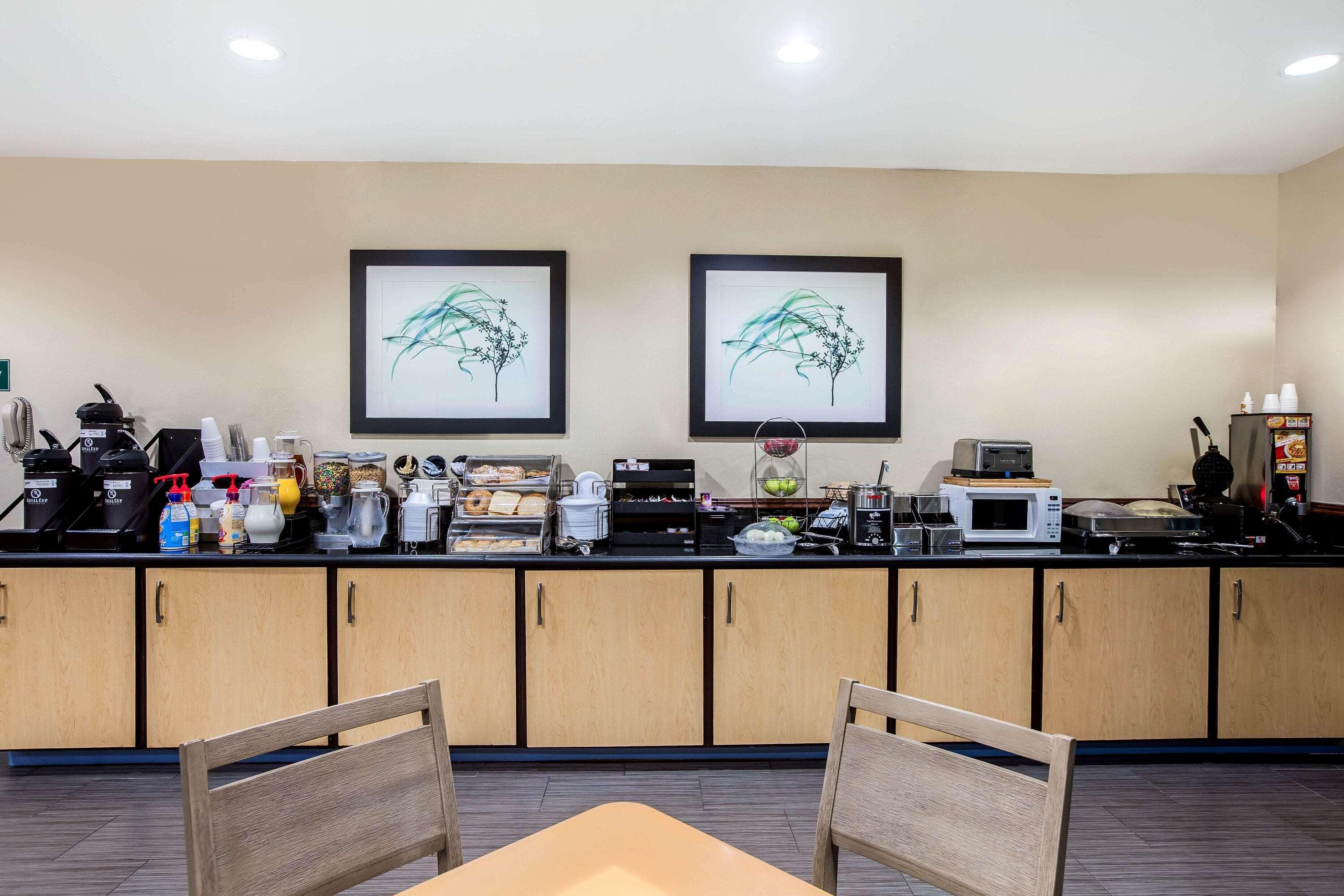 La Quinta By Wyndham Pasadena Hotel Luaran gambar